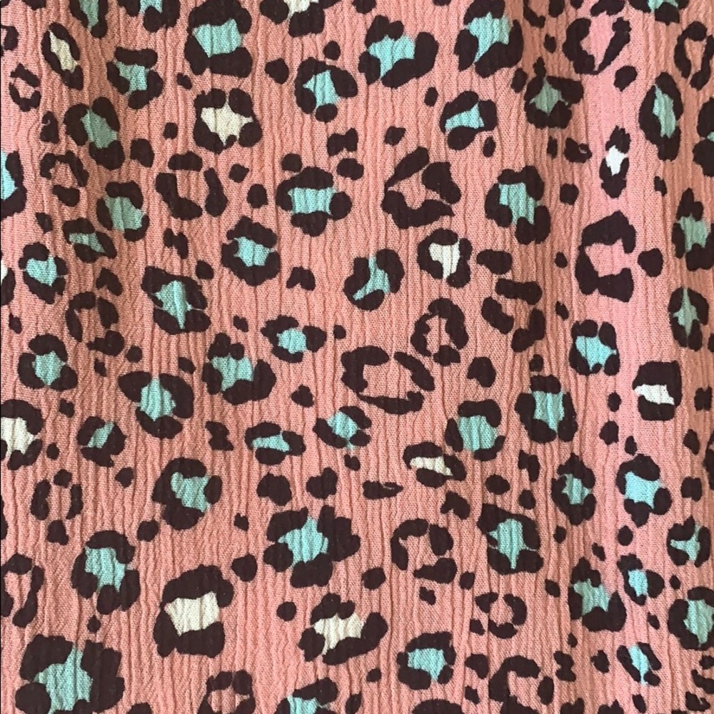Pink Leopard top - Picture 2 of 2